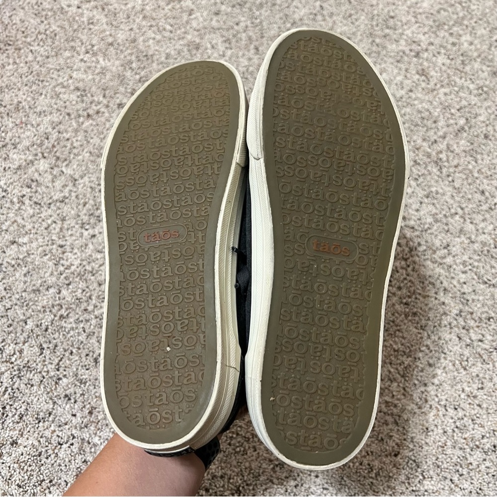 Taos Plim Soul Charcoal Grey Sneakers—10 - Picture 11 of 11